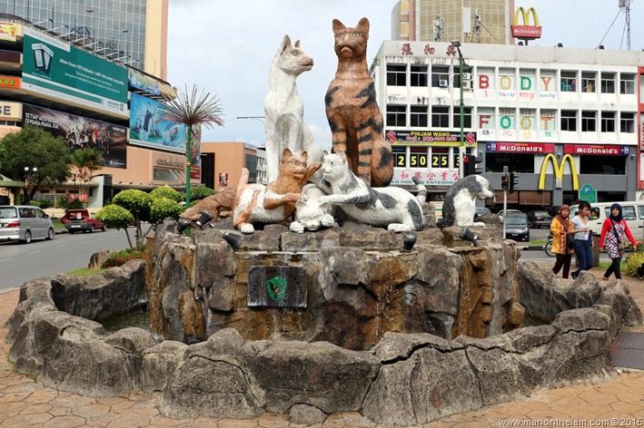 Cat City, Kuching, Borneo, Malaysia-640